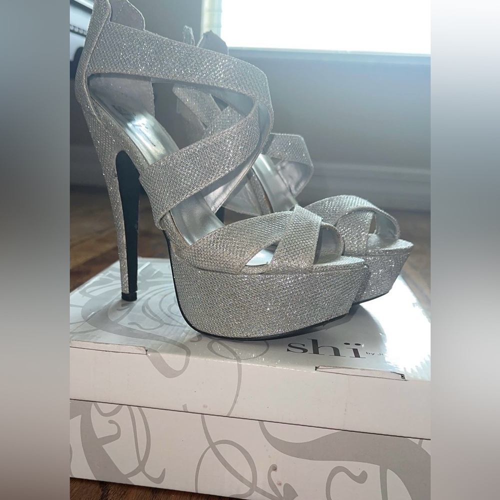 Shi by Journeys Silver Heels